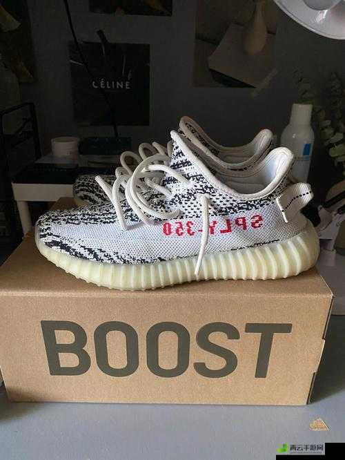 yeezy380 蜜桃粉和白色即将下架：抓住最后机会